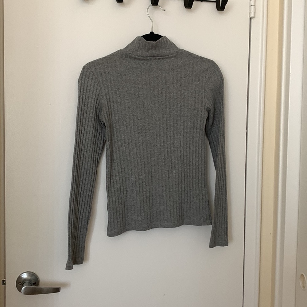 Topshop Grey Ribbed Turtleneck - Picture 2 of 3